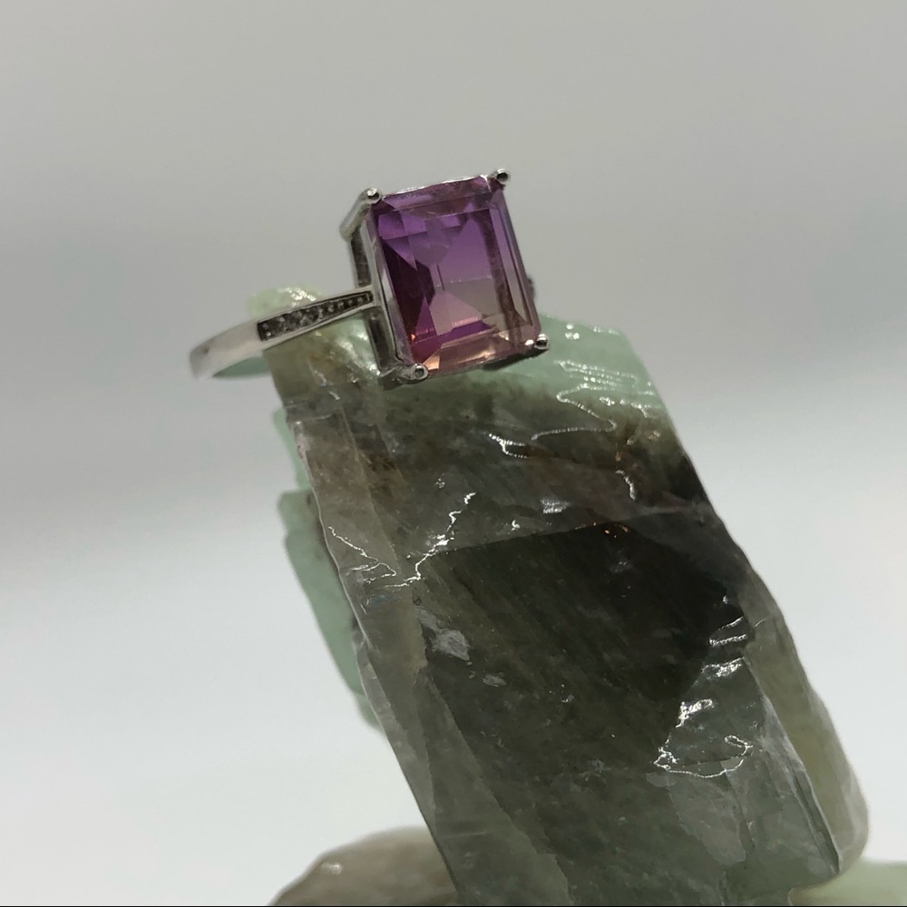 Brand new!!! Gorgeous Ametrine 925 sterling silver